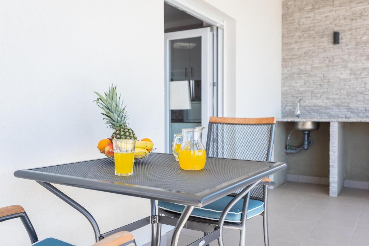 קראליביצה Apartments Omorfia מראה חיצוני תמונה