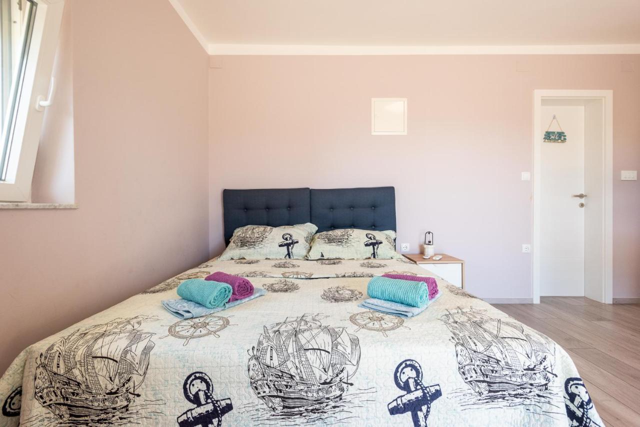 קראליביצה Apartments Omorfia מראה חיצוני תמונה