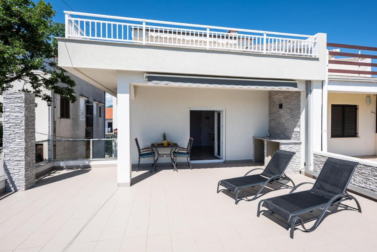 קראליביצה Apartments Omorfia מראה חיצוני תמונה